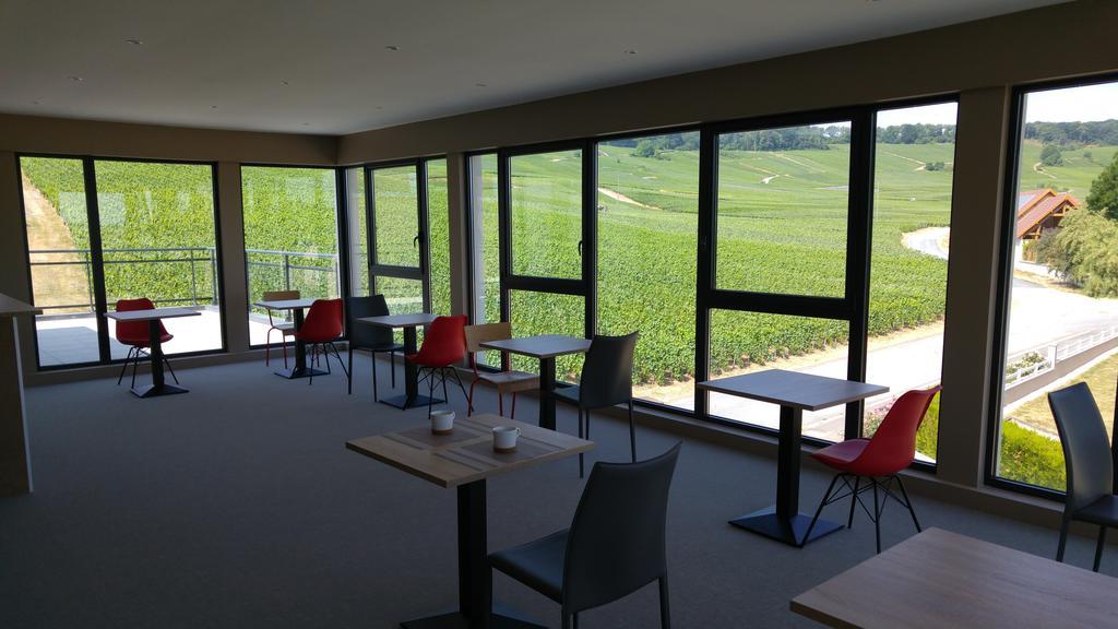 Dans Les Vignes Chamery Exterior foto